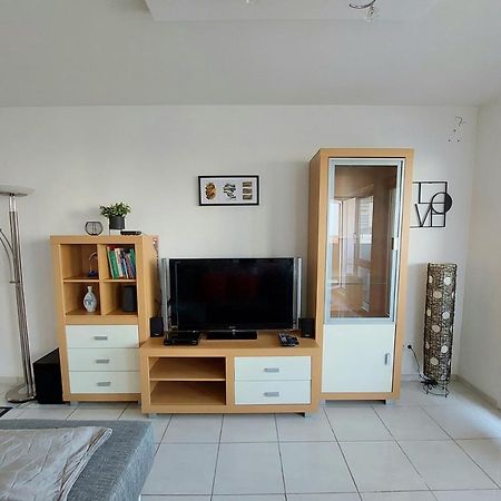 Tower Apartment With Private Terrace Next To Uno Wien Exterior foto