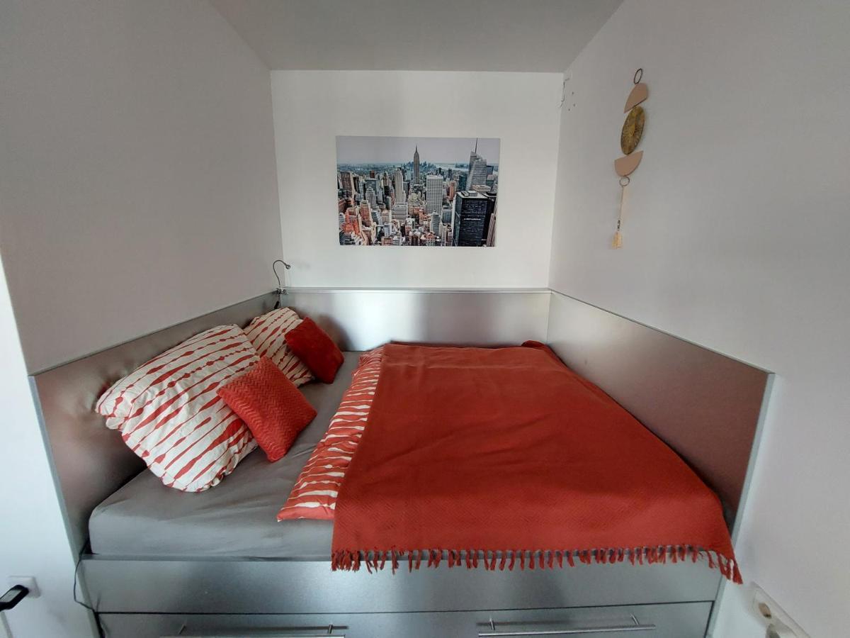 Tower Apartment With Private Terrace Next To Uno Wien Exterior foto