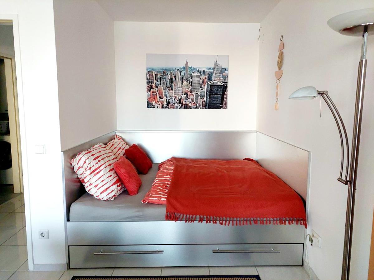 Tower Apartment With Private Terrace Next To Uno Wien Exterior foto