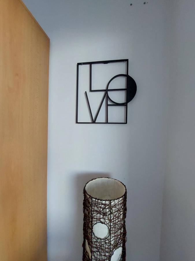 Tower Apartment With Private Terrace Next To Uno Wien Exterior foto